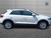 Volkswagen T-Roc Image 4