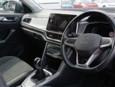 Volkswagen T-Roc Image 6
