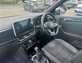 Volkswagen T-Roc Image 2
