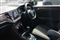 Volkswagen T-Roc Image 2