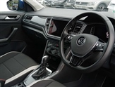 Volkswagen T-Roc Image 6