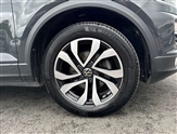 Volkswagen T-Roc Image 5