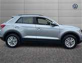 Volkswagen T-Roc Image 4