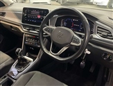 Volkswagen T-Roc Image 6
