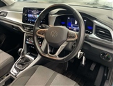Volkswagen T-Roc Image 6