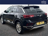 Volkswagen T-Roc Image 2