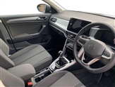 Volkswagen T-Roc Image 6
