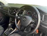 Volkswagen T-Roc Image 6