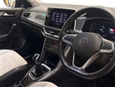 Volkswagen T-Roc Image 6