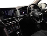Volkswagen T-Roc Image 2