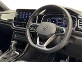 Volkswagen T-Roc Image 6