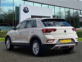 Volkswagen T-Roc Image 3