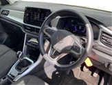 Volkswagen T-Roc Image 6