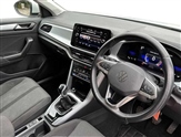 Volkswagen T-Roc Image 6