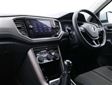 Volkswagen T-Roc Image 2