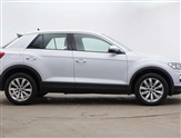 Volkswagen T-Roc Image 4