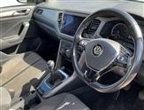 Volkswagen T-Roc Image 6