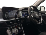 Volkswagen T-Roc Image 2