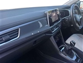 Volkswagen T-Roc Image 2