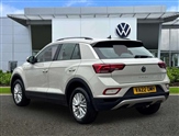 Volkswagen T-Roc Image 3