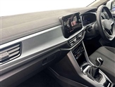 Volkswagen T-Roc Image 2