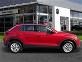 Volkswagen T-Roc Image 4