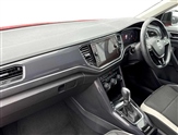 Volkswagen T-Roc Image 2