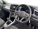Volkswagen T-Roc Image 6