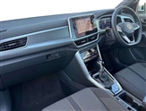 Volkswagen T-Roc Image 2
