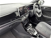 Volkswagen T-Roc Image 2
