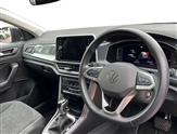 Volkswagen T-Roc Image 6
