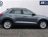Volkswagen T-Roc Image 4