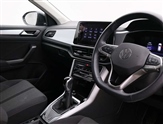 Volkswagen T-Roc Image 6