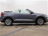 Volkswagen T-Roc Image 4