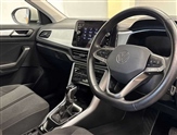 Volkswagen T-Roc Image 6