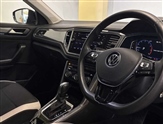 Volkswagen T-Roc Image 6