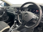 Volkswagen T-Roc Image 6