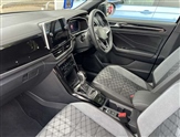 Volkswagen T-Roc Image 2