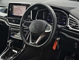 Volkswagen T-Roc Image 6