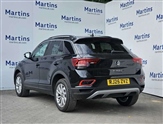 Volkswagen T-Roc Image 3