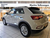 Volkswagen T-Roc Image 3