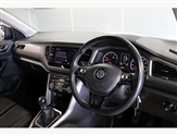 Volkswagen T-Roc Image 6