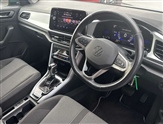 Volkswagen T-Roc Image 6