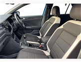 Volkswagen T-Roc Image 2