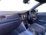 Volkswagen T-Roc Image 2