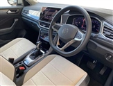 Volkswagen T-Roc Image 6