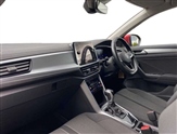 Volkswagen T-Roc Image 2