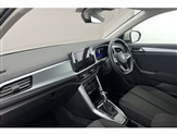 Volkswagen T-Roc Image 2