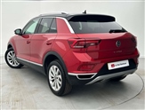 Volkswagen T-Roc Image 2