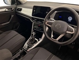 Volkswagen T-Roc Image 6